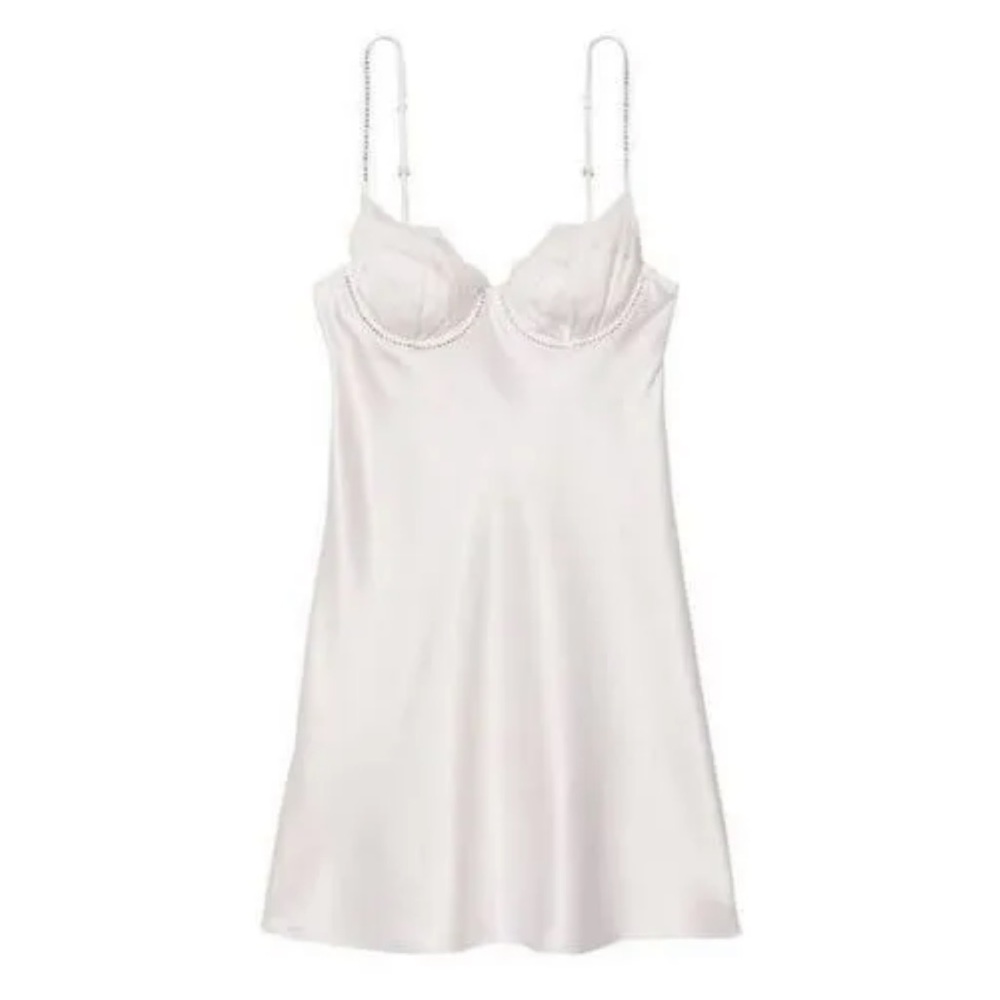 Like new Victoria’s Secret bridal getting ready slip dress and lace robe